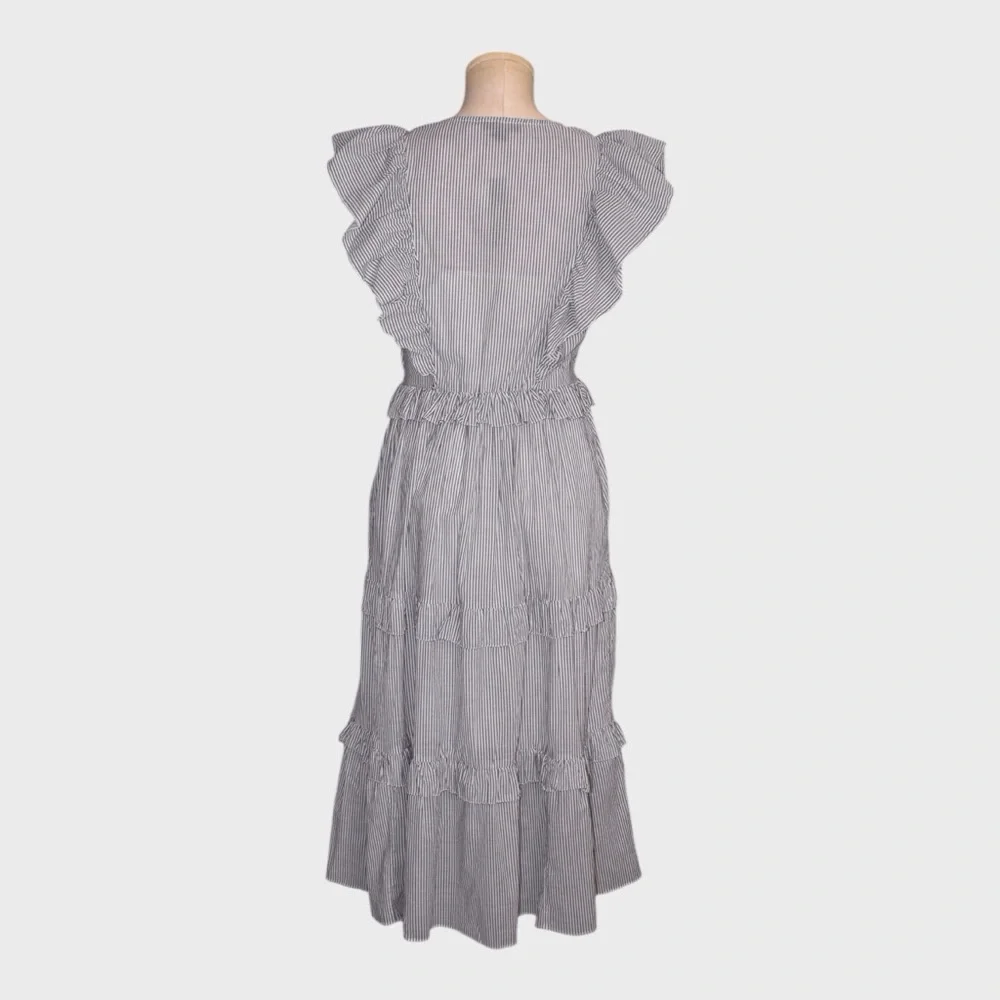 J. Crew features lightweight